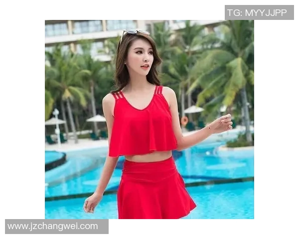 比基尼风潮引领夏季时尚潮流,展现自信与自由的完美结合